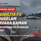 Keterangan Foto:
Penumpang berupaya menyelamatkan diri saat KM Dahliya F3 mulai tenggelam di perairan Muara Kaman, Kamis (12/2/2026). Awak kapal bersama warga sekitar turut membantu proses evakuasi penumpang sebelum badan kapal sepenuhnya karam.
