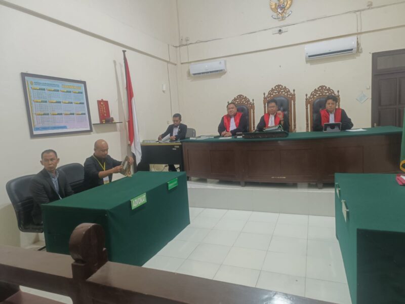 Keterangan Foto : Sidang lanjutan perkara sengketa lahan nomor 29/Pdt.G/2025/Pn.Mtw di Pengadilan Negeri Muara Teweh digelar secara elektronik (e-court) dengan agenda penyampaian kesimpulan para pihak.