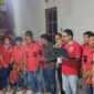 Keterangan Foto:
Pembacaan keputusan pemberhentian Ketua Ormas DPC Kecamatan Lahei oleh Dewan Pengurus Pusat GPD-Alur Barito dalam rapat evaluasi internal organisasi di Sekretariat GPD-Alur Barito, Muara Teweh, Kabupaten Barito Utara. (Dok. Hry/Trackperistiwa.com)