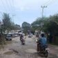 Foto kondisi jalan rusak yang beredar diketahui diambil oleh Anita Sari dan menjadi bukti visual atas kondisi jalan yang memprihatinkan di kawasan tersebut