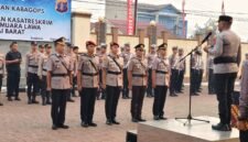 PERGANTIAN PEJABAT. Kapolres Kutai Barat AKBP Haris Kurniawan memimpin upacara Sertijab Kabag Ops, Kasat Reskrim dan PS. Kapolsek Muara Lawa di Mako Polres Kutai Barat, Rabu (2/9/2026). (Foto: Trackperistiwa.com/Melky Malis)